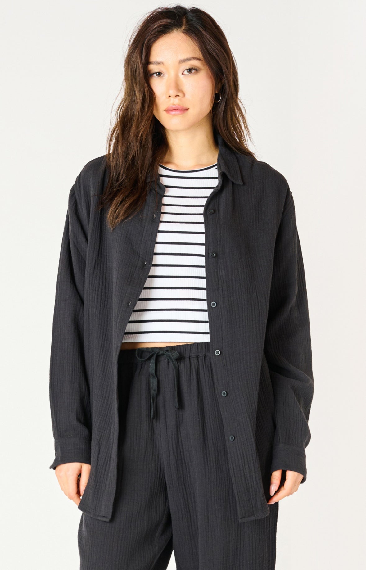 TEXTURED BUTTON UP BLOUSE