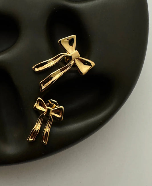 Mini Yasmine Bow Studs- Gold