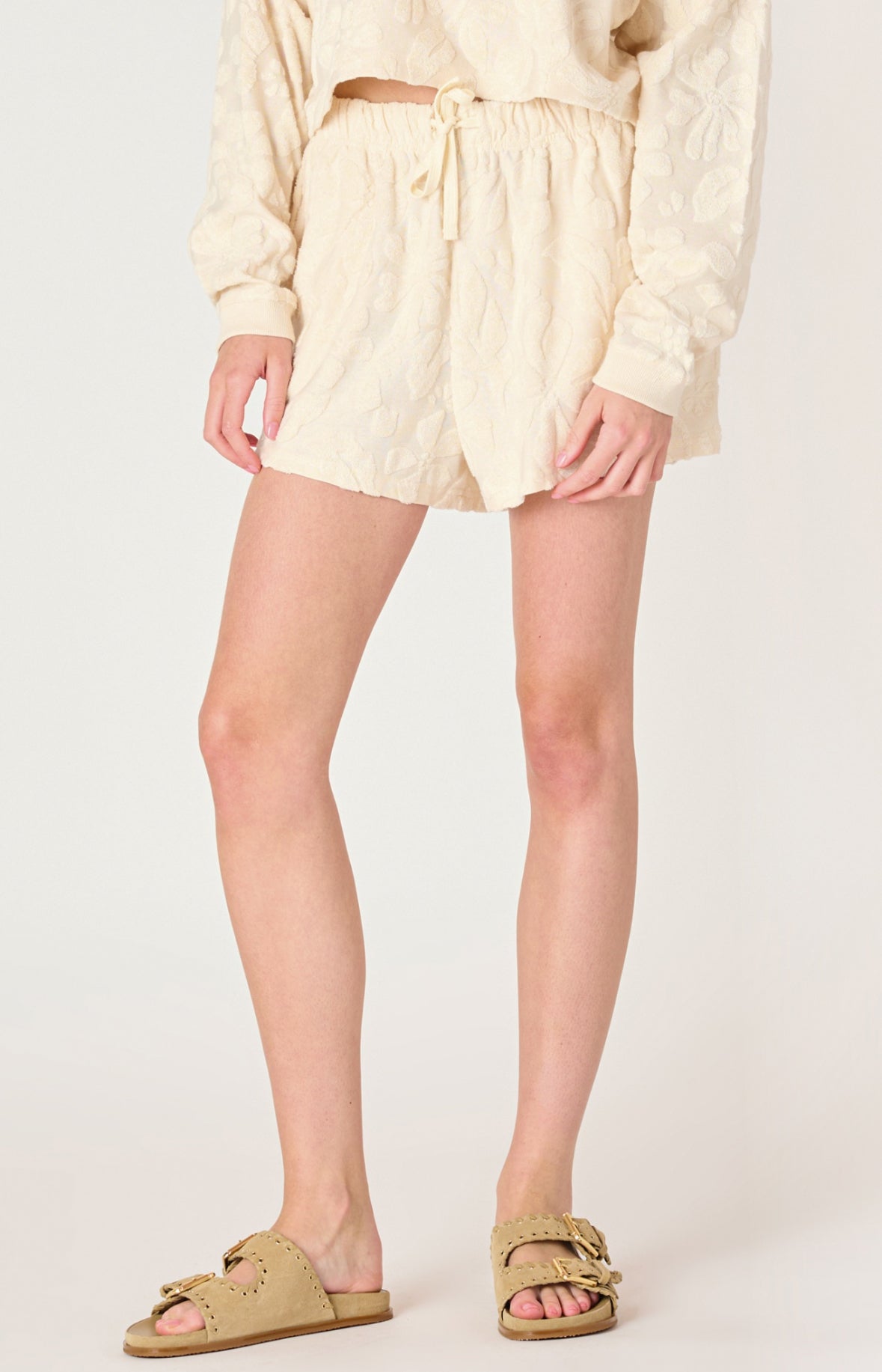 PULL ON PATTERNED LOUNGE SHORTS