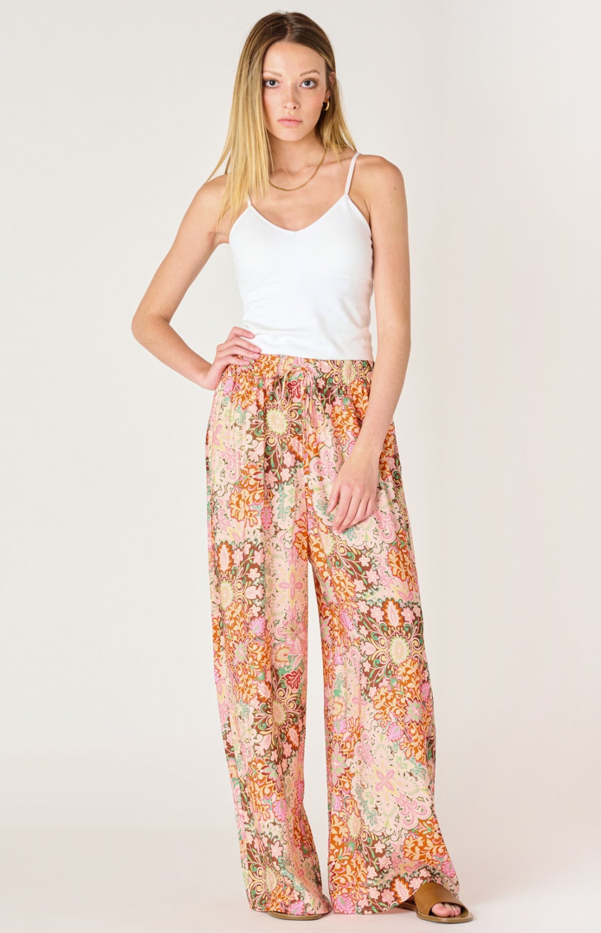 WIDE LEG FLOWY PANTS