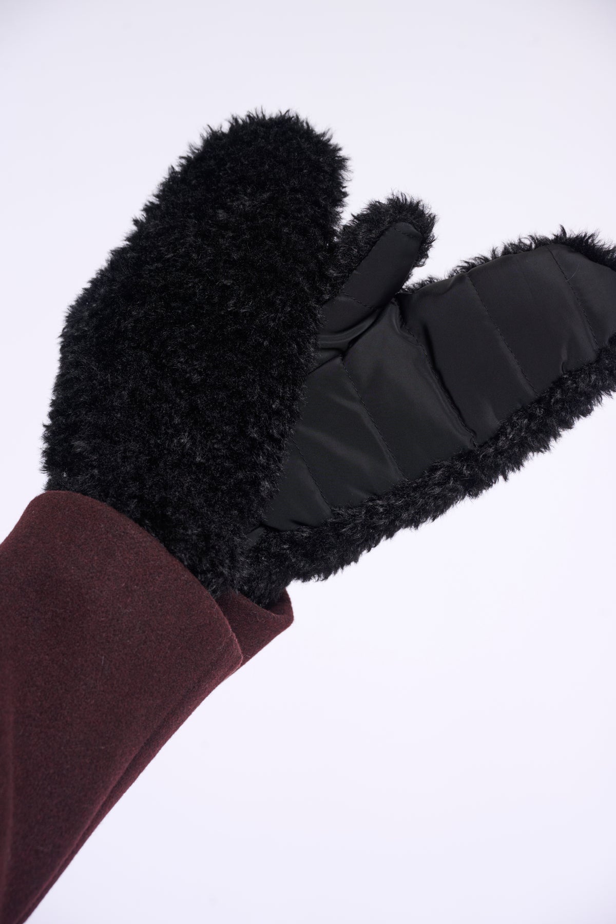 RIN MITTENS